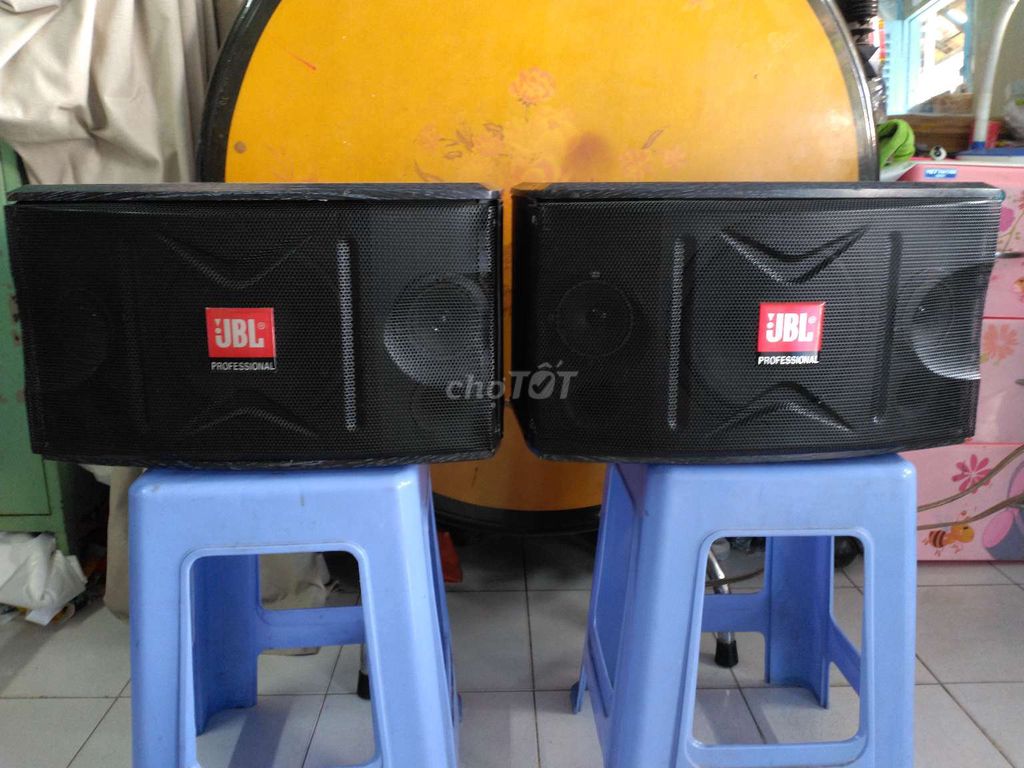 Loa karaoke JBL 20cm Đen. Mua bán Tivi, Âm thanh tại Quận 4 Tp Hồ Chí Minh được đăng bởi Tuấn hình 1