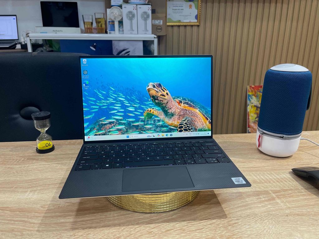 Dell Xps 9300 i7 1065G7 Ram 32Gb Ssd 1TB 13.4 FHD.