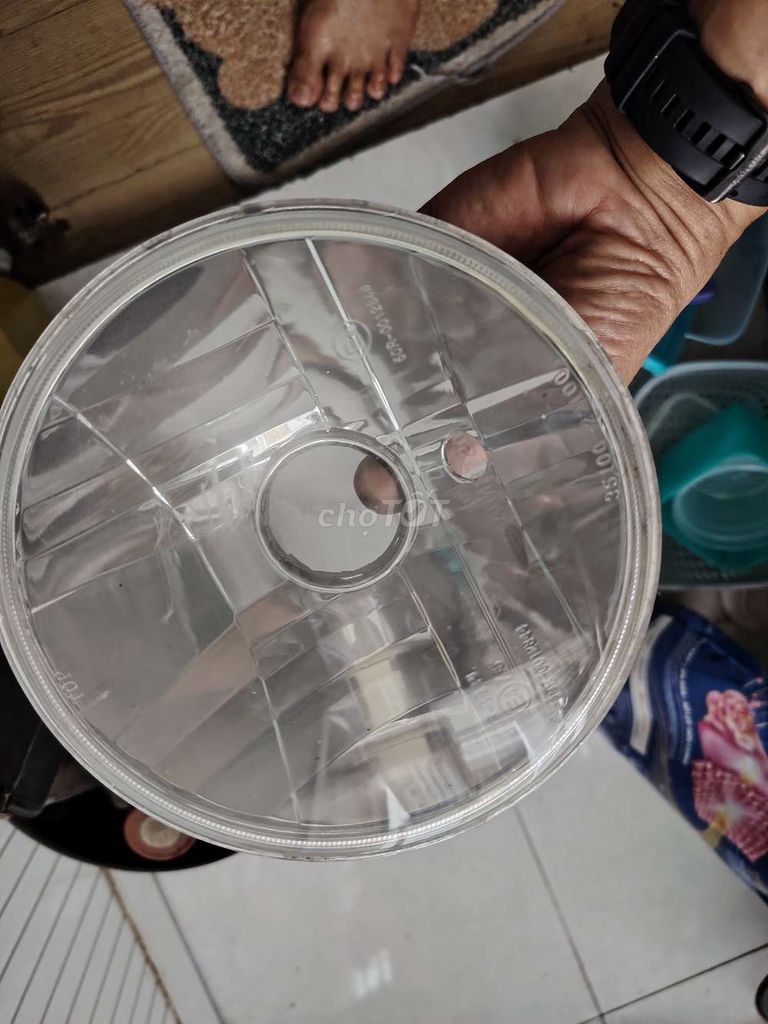 Dư cái đèn liền chóa cho xe mô tô độ, chế. Mua bán Phụ tùng xe tại Quận Tân Phú Tp Hồ Chí Minh được đăng bởi Thần Tài Gõ Cửa hình 1
