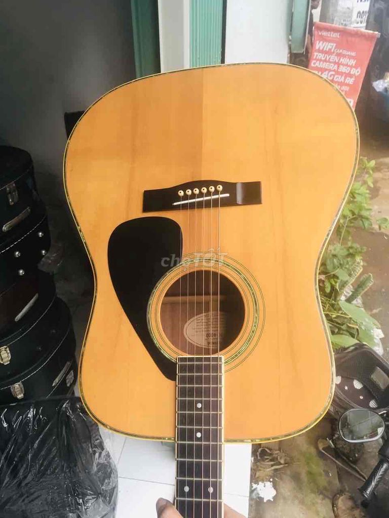 YAMAHA FG400D năm 1981  Chế tác tại Nhật Solid top