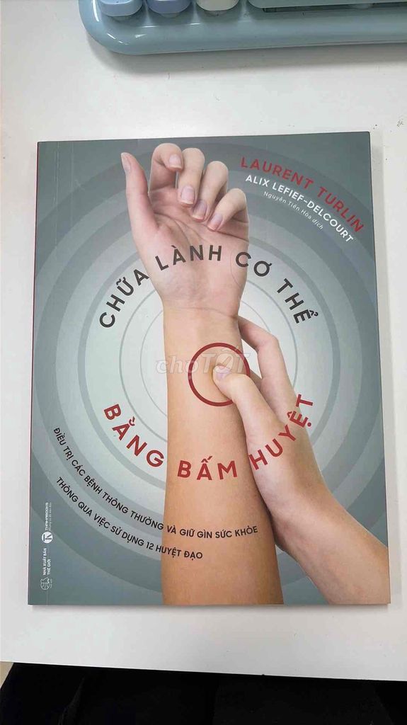 Sách Chữa Lành Cơ Thể Bấm Huyệt Mới. Mua bán Sách tại Quận Cầu Giấy Hà Nội được đăng bởi Trang Trang hình 1