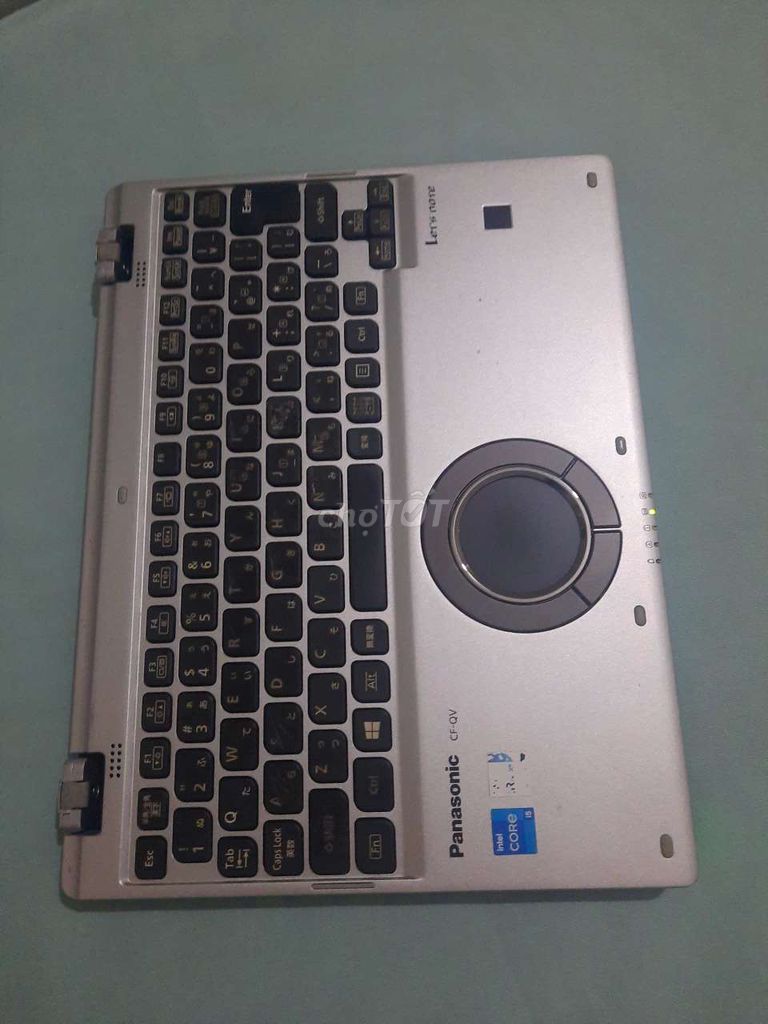 Panasonic CF-QV1 i5-1145G7 và QV9 i7-10810u - 132437335