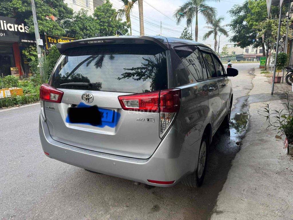 Toyota Innova 2016 2.0E - 900000 km. Mua bán Ô tô tại Huyện Khoái Châu Hưng Yên được đăng bởi Nguyễn Thanh Tùng hình 3