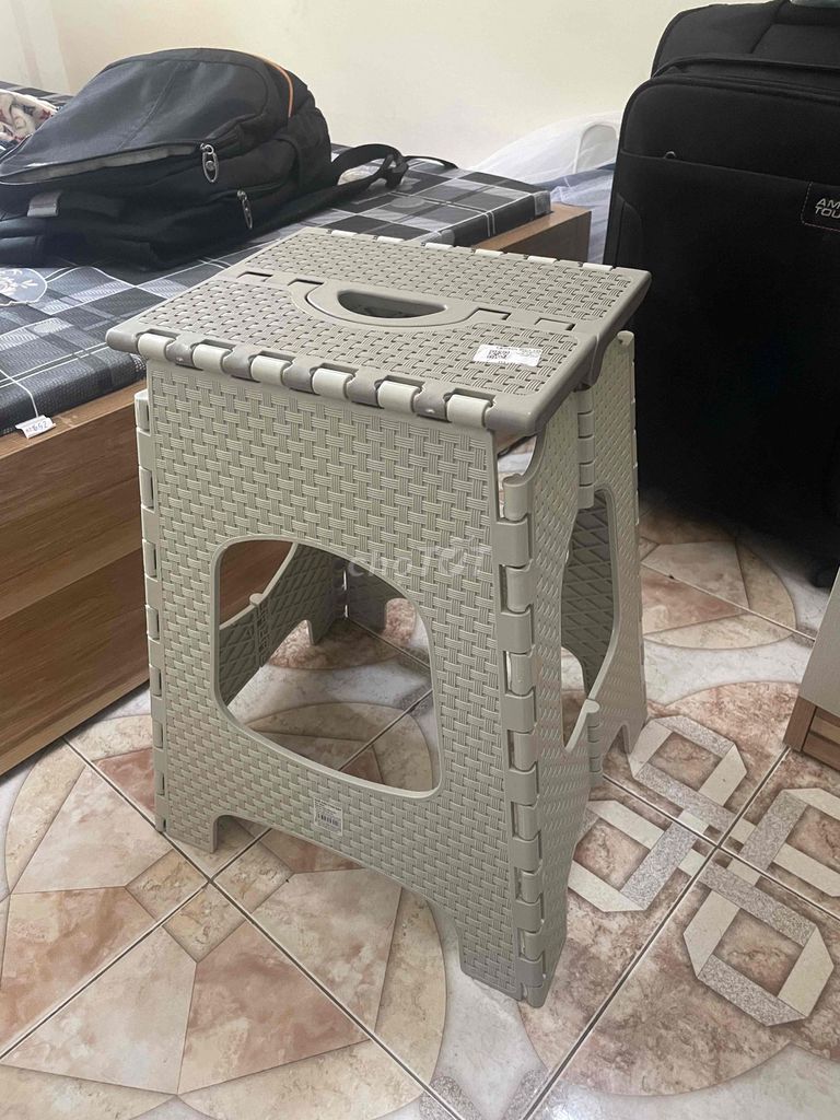 Ghế gấp gọn. Mua bán Bàn ghế tại Quận Đống Đa Hà Nội được đăng bởi Vân Anh Phạm Thị hình 1