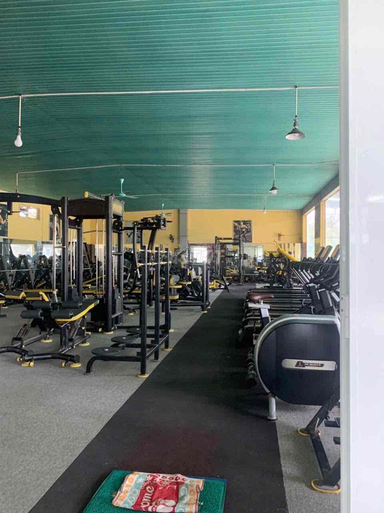 Cần bán gấp kho xưởng, mặt bằng, phòng gym đang kinh doanh