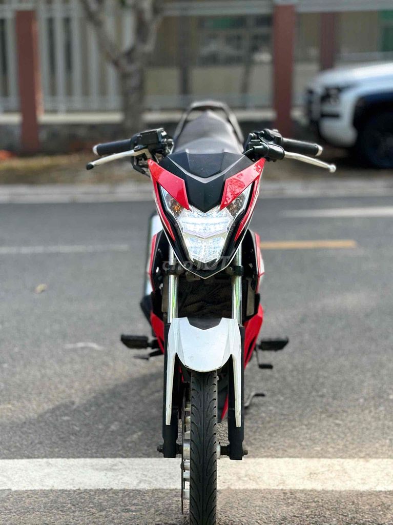 HONDA SONIC 150 – MÁY ZIN CHÍNH CHỦ. Mua bán Xe máy tại Thành phố Thủ Dầu Một Bình Dương được đăng bởi Xe Máy Bình Dương hình 4