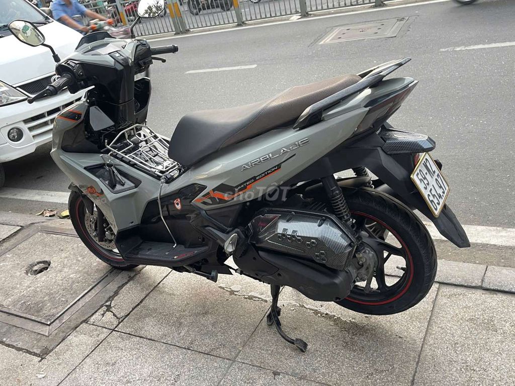 Honda air blade 160 ABS 2023 mới 90% Bstp chính ch. Mua bán Xe máy tại Quận Tân Phú Tp Hồ Chí Minh được đăng bởi Tuanduy hình 6