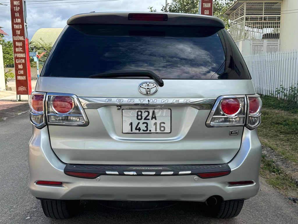 Toyota Fortuner 2013 2.5G 4x2 - 125000 km