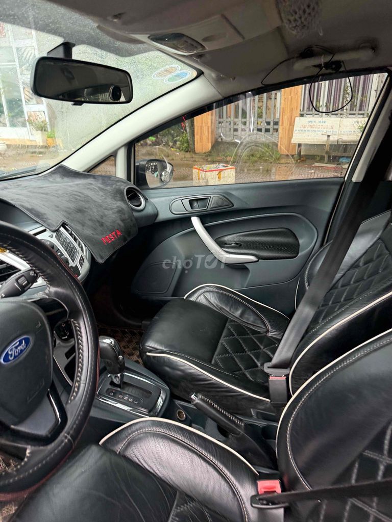 Ford Fiesta 2011 1.6 AT Hatchback - 112000 km. Mua bán Ô tô tại Quận Cái Răng Cần Thơ được đăng bởi mua bán trao đổi âm thanh chí công hình 5
