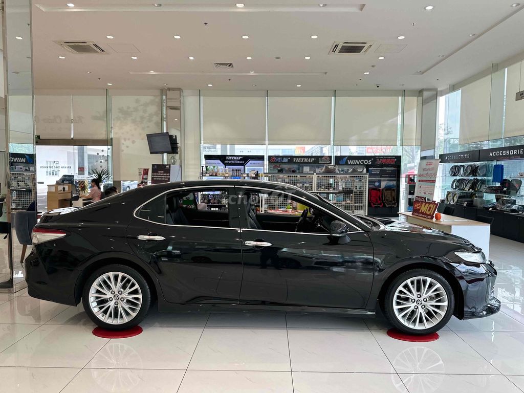 TOYOTA CAMRY 2,5 Q ĐEN 2021 bảo hành chính hãng. Mua bán Ô tô tại Quận Bình Thạnh Tp Hồ Chí Minh được đăng bởi phuongneo hình 3