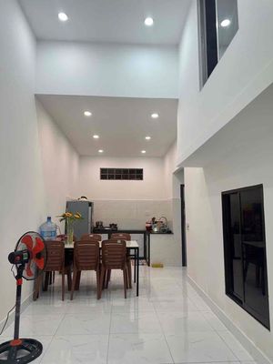 Rent · 3 bd · 100 м² · Quận Ngũ Hành Sơn, ул. Đường Bùi Tá Hán