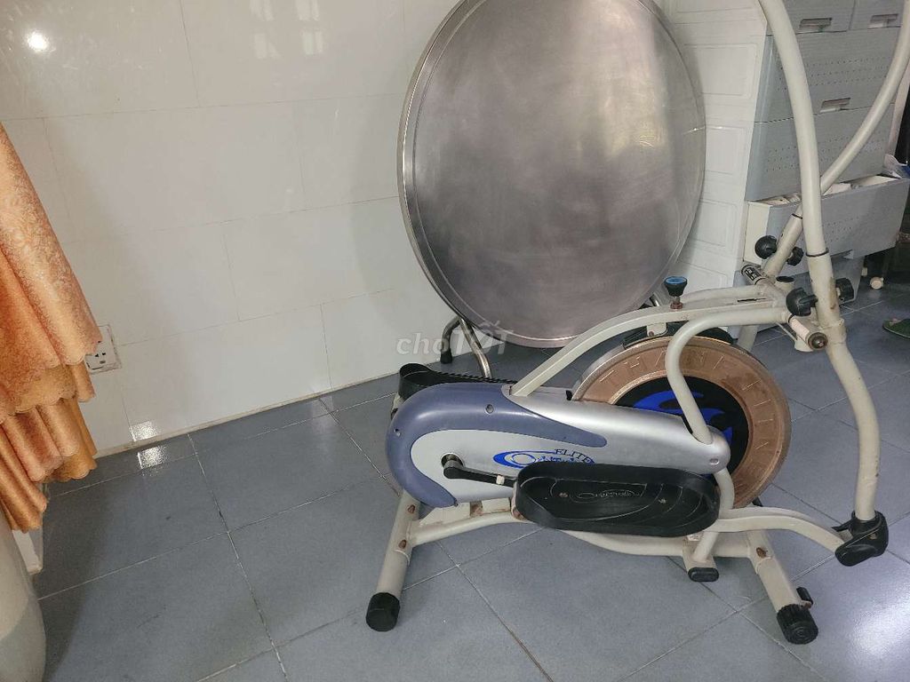 Xe đạp tập Elite Khung thép Xám. Mua bán Đồ thể thao, Dã ngoại tại Thành phố Thủ Đức Tp Hồ Chí Minh được đăng bởi Tên chưa cung cấp hình 1