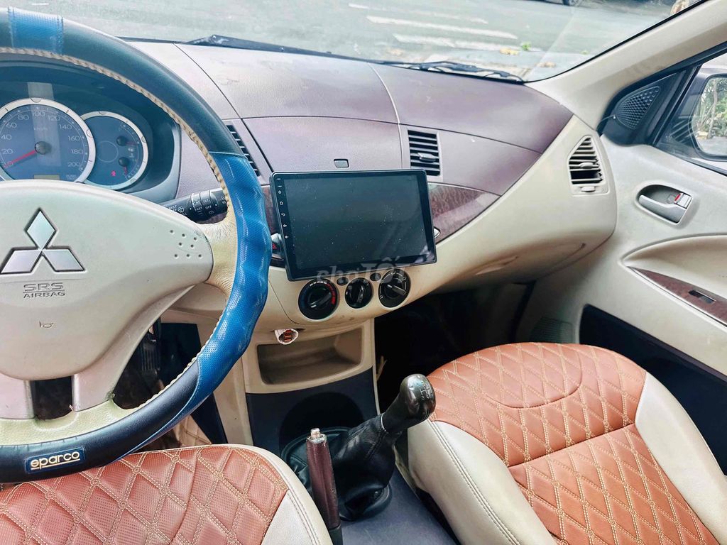 Mitsubishi Zinger 2009 GLS 2.4 MT 8 CHỖ RỘNG RÃI. Mua bán Ô tô tại Huyện Bình Chánh Tp Hồ Chí Minh được đăng bởi Anh Khanh hình 3