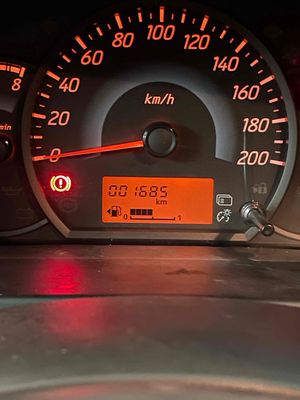 Mitsubishi Attrage Trắng Số sàn