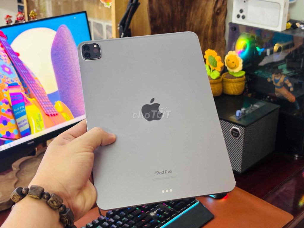 Apple iPad Pro M2 128GB Xám đẹp keng pin cao. Mua bán Máy tính bảng tại Quận Ninh Kiều Cần Thơ được đăng bởi TRƯƠNG QUỲNH hình 1