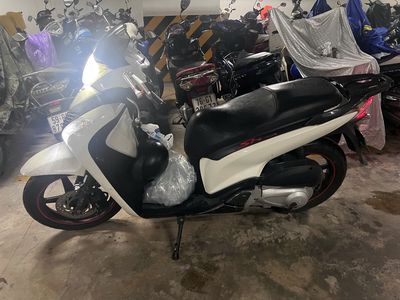 Sh Ý 150i đời 2010 chính chủ bs SG. Mua bán Xe máy tại Quận 12 Tp Hồ Chí Minh được đăng bởi Ngọc Hân