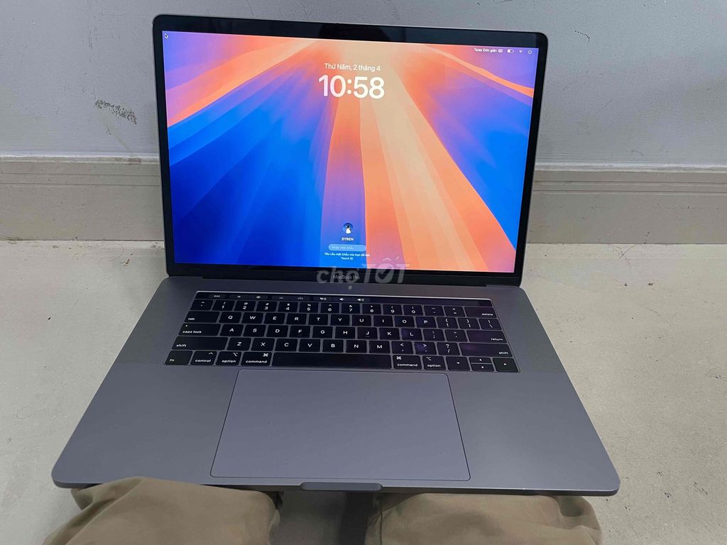 Apple Macbook Pro 2019 i7 15 inch 16GB/512GB. Mua bán Laptop tại Huyện Hóc Môn Tp Hồ Chí Minh được đăng bởi Sỹ Ben hình 1