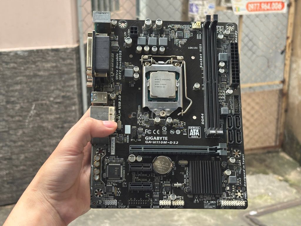 Combo Gigabyte H110M + G4560 ráp máy văn phòng