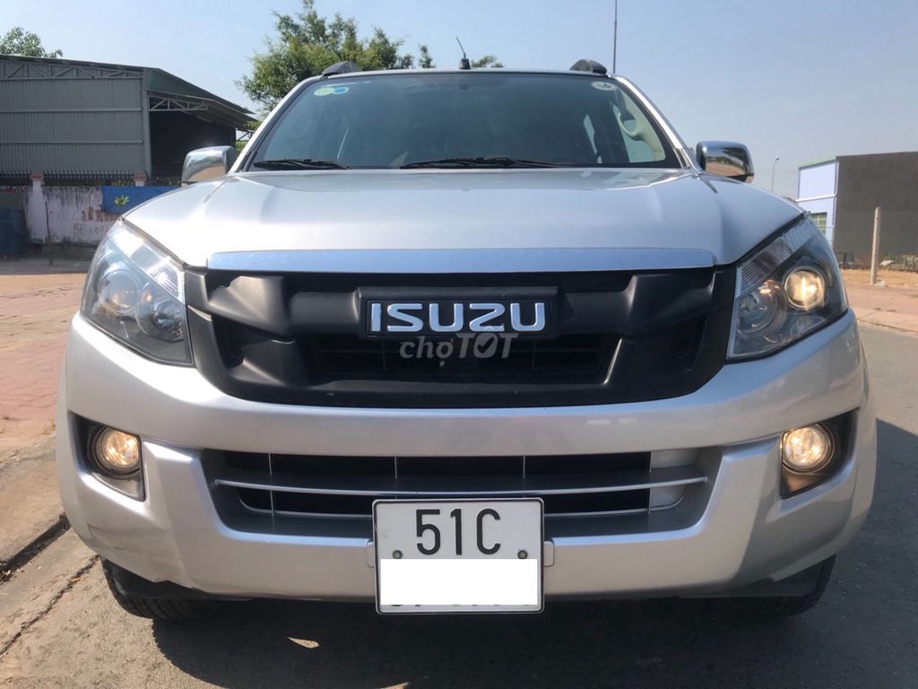 Mua bán xe Isuzu Dmax 2017 đã sử dụng giá 470 triệu. Trao đổi: 0909164555