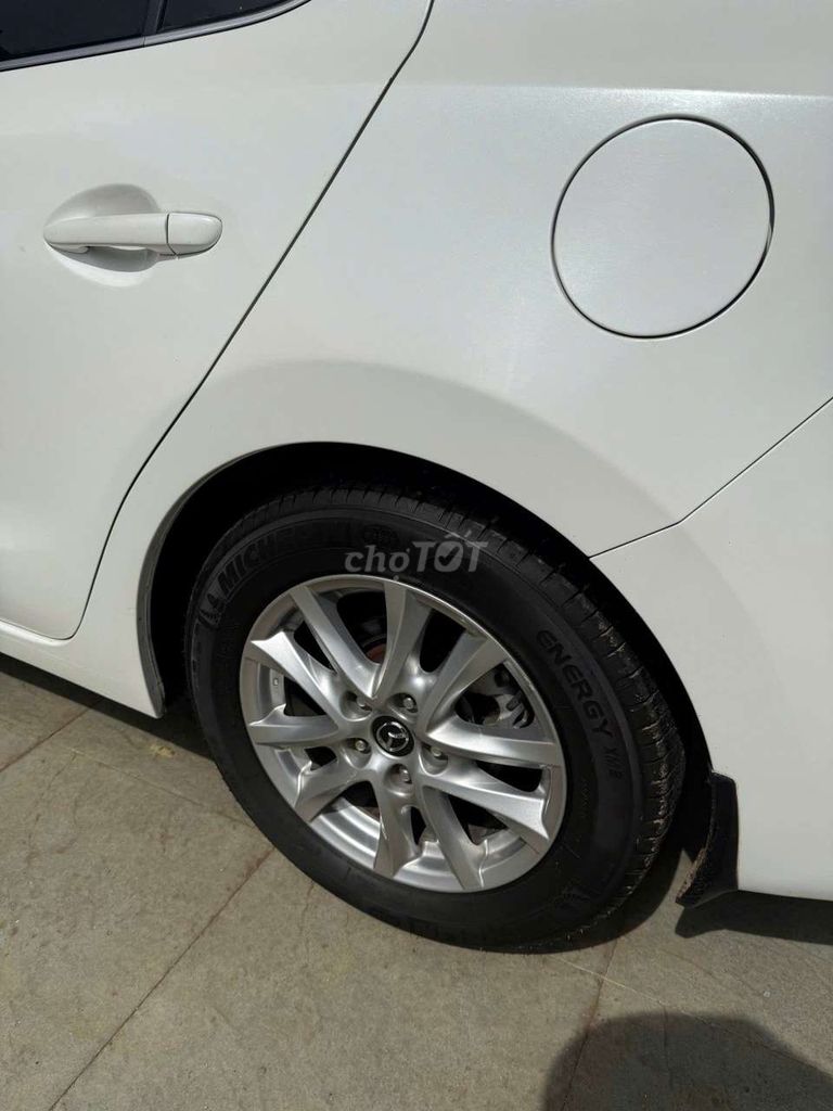 2016 Mazda 3 1.5AT - 101.000 km. Mua bán Ô tô tại Quận 10 Tp Hồ Chí Minh được đăng bởi Hoàng Thị Thùy Trang hình 4