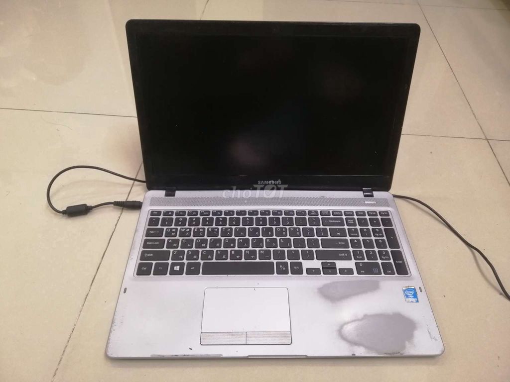 Samsung NT500R5K i5-5200U 15.6 inch 8GB 256GB. Mua bán Laptop tại Thành phố Thủ Đức Tp Hồ Chí Minh được đăng bởi Chau Vu hình 1