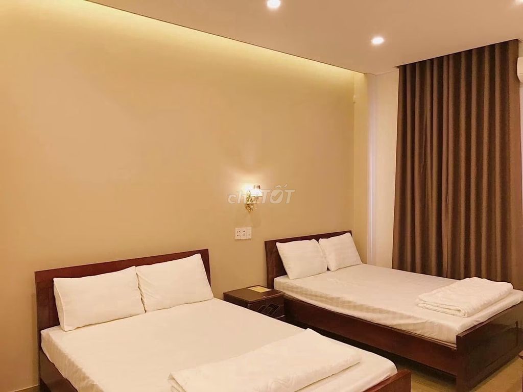 Giường Gỗ căm xe 1m4 x 2m Đã qua sử dụng. Mua bán Giường, chăn ga gối nệm tại Thành phố Vĩnh Long Vĩnh Long được đăng bởi Nguyen hình 1