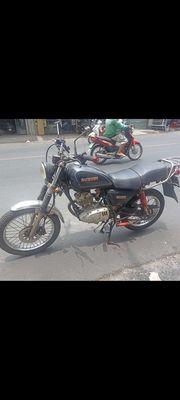 Suzuki GN zin đẹp trùm mền ít sử dụng. Mua bán Xe máy tại Quận 10 Tp Hồ Chí Minh được đăng bởi văn phúc 