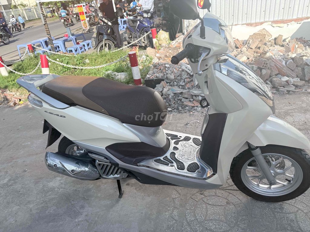 Honda Lead 2017 Trắng kem. Mua bán Xe máy tại Quận Ninh Kiều Cần Thơ được đăng bởi CHXM HƯNG 39  Bán Trả Góp hình 2