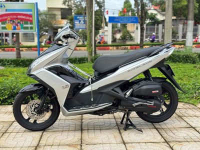 Ab Airblade 2014 bạc porsche màu Hót Zin Đẹp🔥🌈👍. Mua bán Xe máy tại Huyện Châu Đức Bà Rịa - Vũng Tàu được đăng bởi Xe Máy Thành Lộc 72