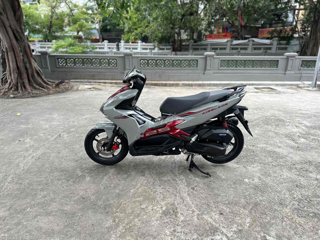 Bao vào tên chính chủ . Hồ sơ cầm tay. Mua bán Xe máy tại Quận Lê Chân Hải Phòng được đăng bởi Nguyễn Thế Hiếu hình 1