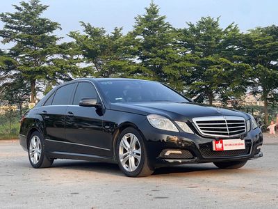 Mercedes Benz E Class 2010 E250 xe còn zin nhiều. Mua bán Ô tô tại Quận Thanh Xuân Hà Nội được đăng bởi Vạn Phát  Auto