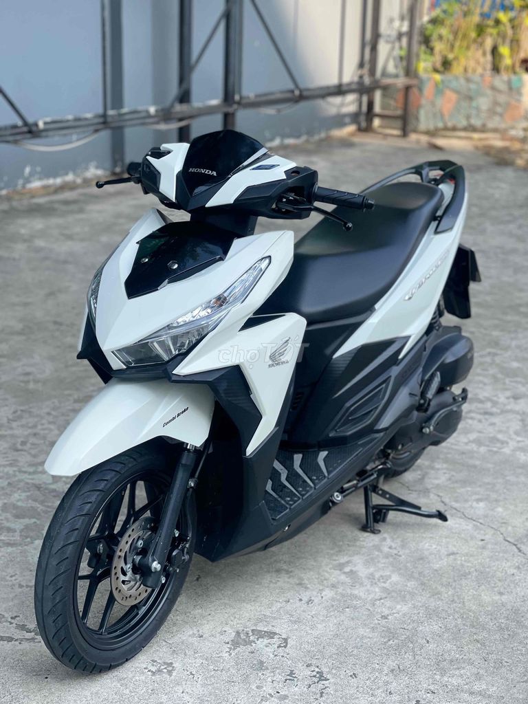 Vario 125/2017 trắng Sporty bstp 9c. Mua bán Xe máy tại Quận 6 Tp Hồ Chí Minh được đăng bởi Hoàng Thượng hình 2