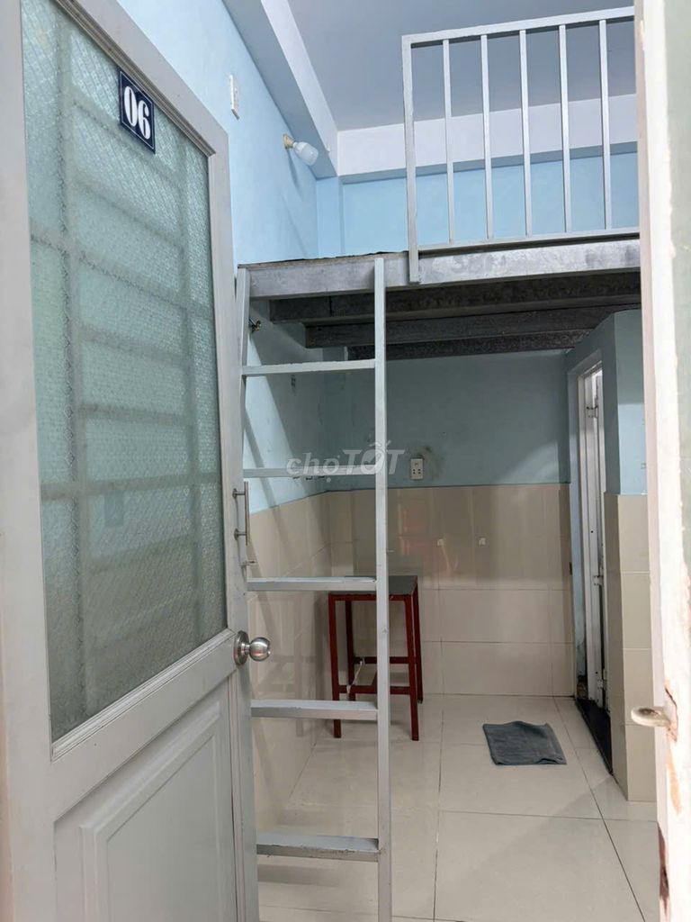 CHO THUÊ PHÒNG TRỌ GẦN ĐH CÔNG THƯƠNG 2,7TR