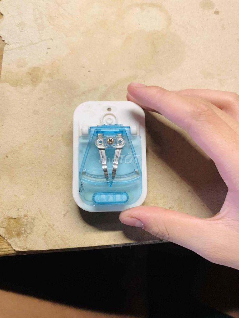 Sạc pin đa năng Hammer Trắng, xanh. Mua bán Phụ kiện (Màn hình, Chuột...) tại Huyện Đắk Tô Kon Tum được đăng bởi Tên chưa cung cấp hình 1