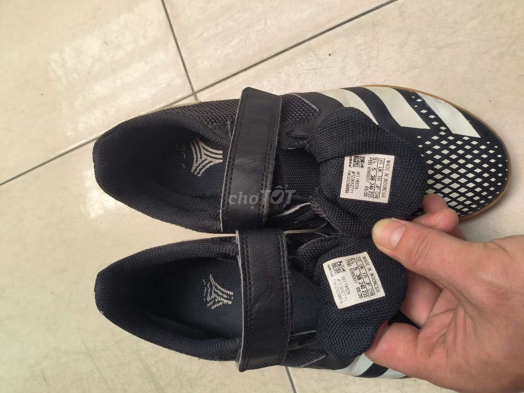 Giày bóng đá Adidas Predator Nam size 38. Mua bán Đồ thể thao, Dã ngoại tại Quận Tân Bình Tp Hồ Chí Minh được đăng bởi Thach hình 1