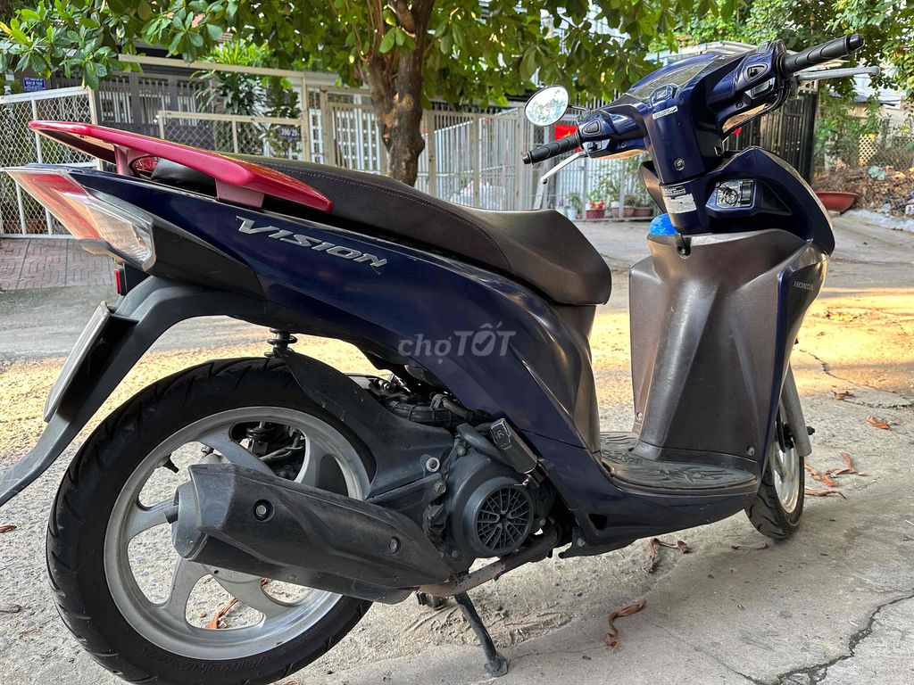 bán xe Vision mẫu mới, siêu tiết kiệm xăng. Mua bán Xe máy tại Quận 11 Tp Hồ Chí Minh được đăng bởi tranvantuan hình 4