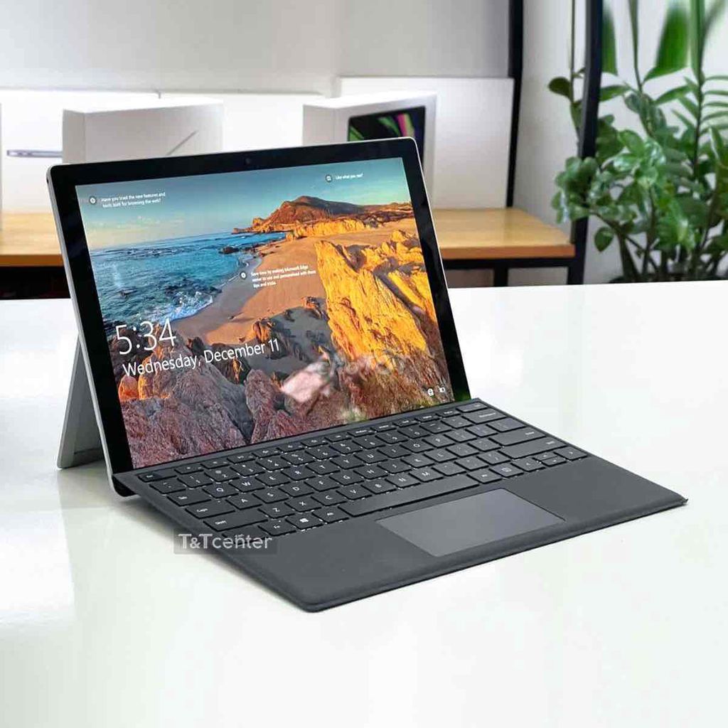 surface pro 6 2in1 tiện lợi, nhỏ gọn, giá rẻ