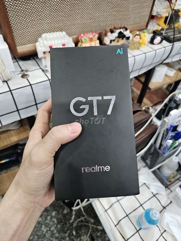 Realme GT 7 5G GLOBAL FULLBOX 12G/256 PIN 7K KHỎE. Mua bán Điện thoại tại Quận Tân Phú Tp Hồ Chí Minh được đăng bởi Ngô Minh Mobile  hình 1
