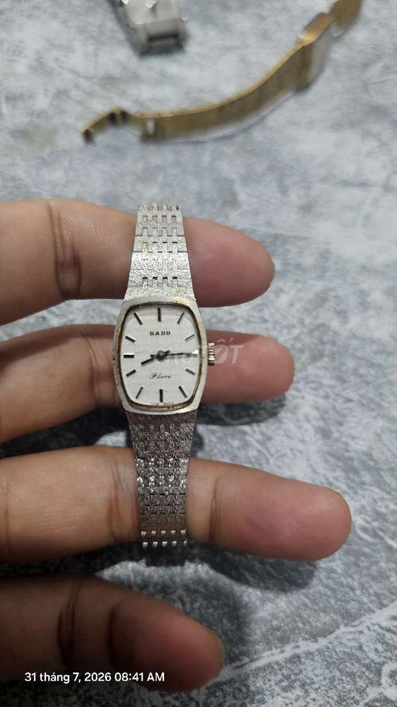 Đồng hồ Rado Flore Nữ Thép không gỉ Bạc. Mua bán Đồng hồ tại Quận Đống Đa Hà Nội được đăng bởi Mai Hữu Hoàng hình 1