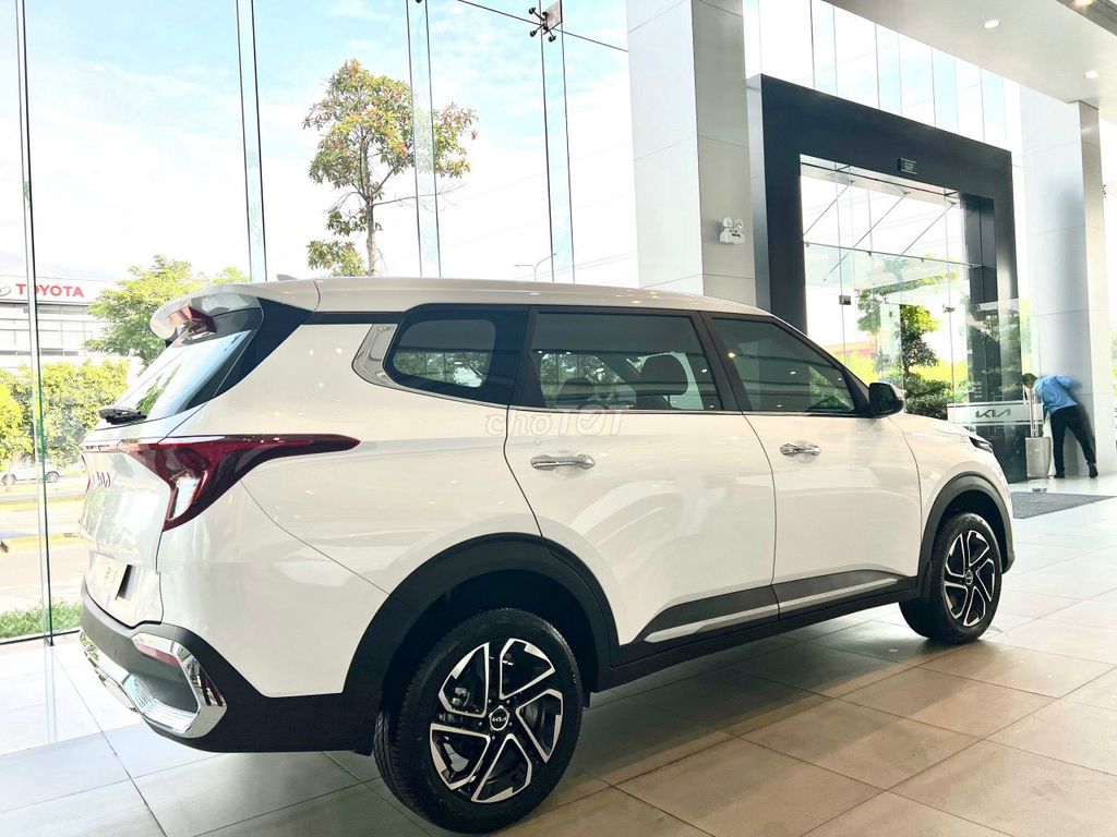 Kia Carens 2026 photo 4
