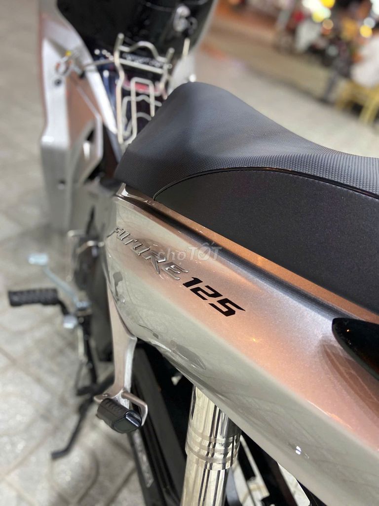 HONDA FUTURE MẪU LED BẠC ĐEN 2025. Mua bán Xe máy tại Huyện Đức Hòa Long An được đăng bởi Xemay Trung Đức Phát hình 2