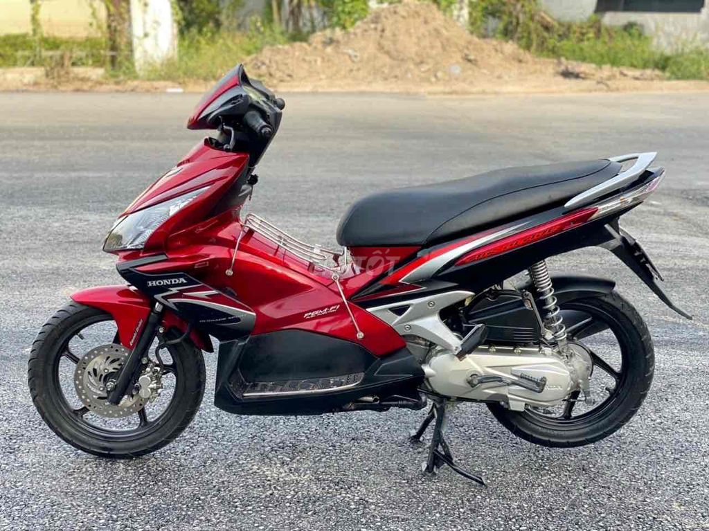 Airblade 2009 Fi,de chuẩn đẹp,máy zin chất bs 84. Mua bán Xe máy tại Quận Ninh Kiều Cần Thơ được đăng bởi Cửa Hàng Xe máy Tân Lập Hưng hình 2