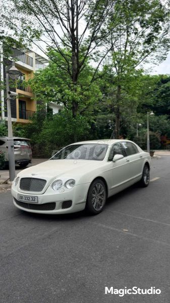 Bentley Flying Spur 6.0 V8 2007 Белый