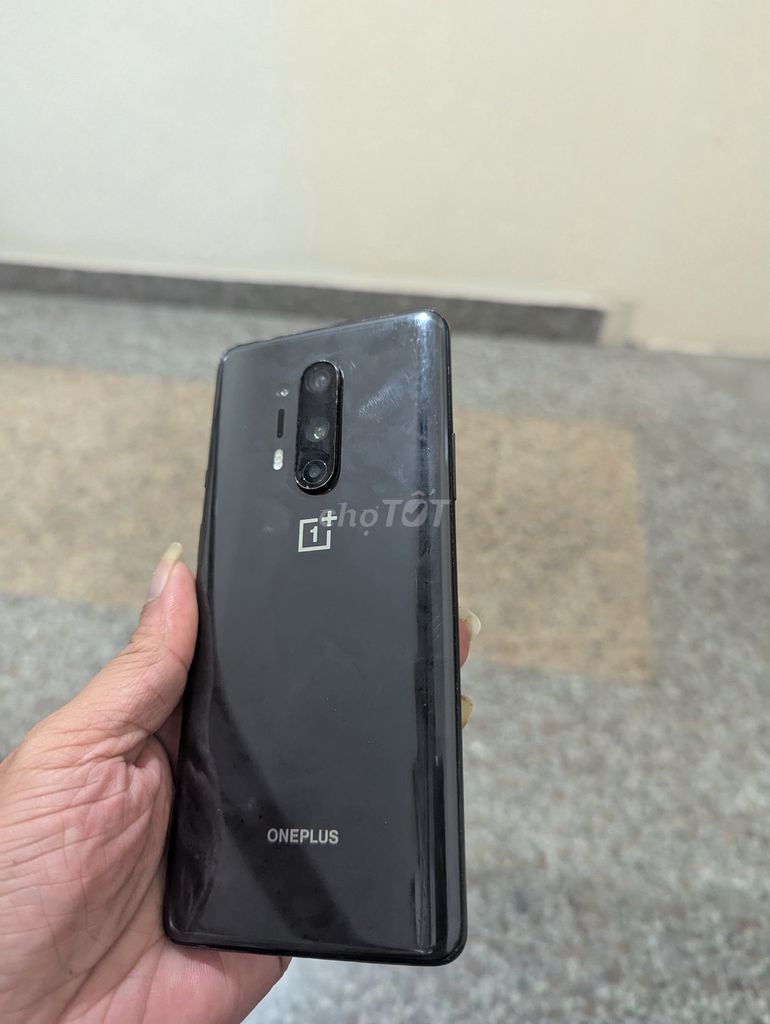 OnePlus 8pro. Mua bán Điện thoại tại Quận Hoàng Mai Hà Nội được đăng bởi Bông Bông hình 1