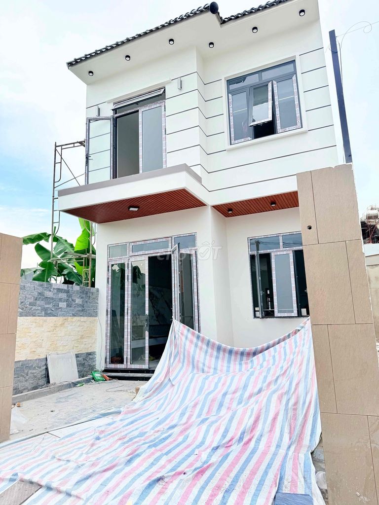 NHÀ XÂY MỚI NGANG 6m THIẾT KẾ MỚI FULL NT