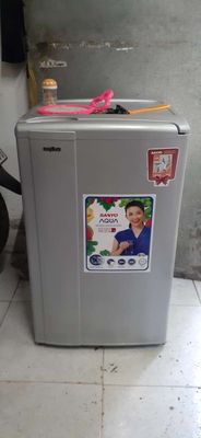 Cần bán tủ lạnh Sanyo Aqua 95 l còn xài rất OK