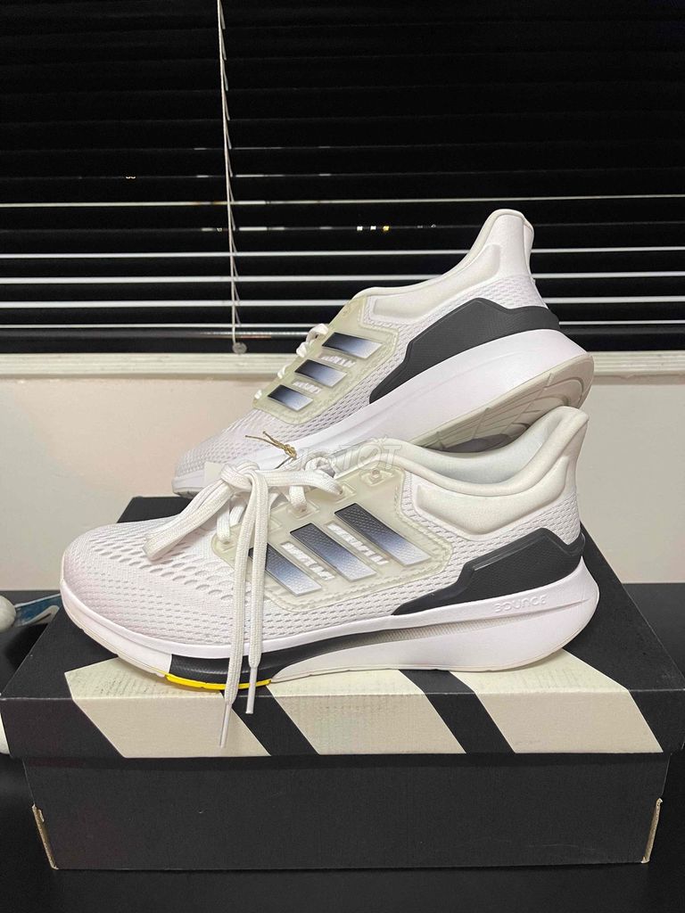 Adidas Run. Mua bán Giày dép tại Huyện Nhà Bè Tp Hồ Chí Minh được đăng bởi nguyensang hình 1