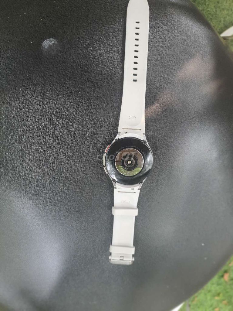 Samsung galaxy watch 4 classic 46 98%