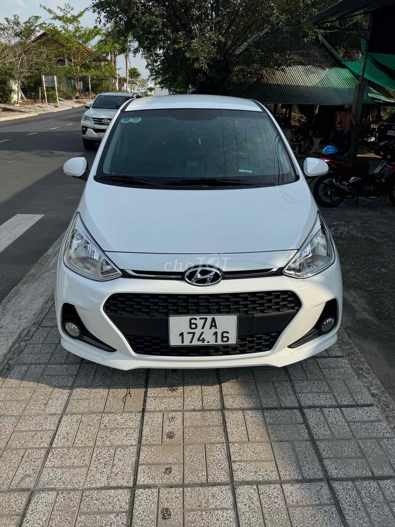 Hyundai Grand i10 2021 1.2 AT - 16000 km