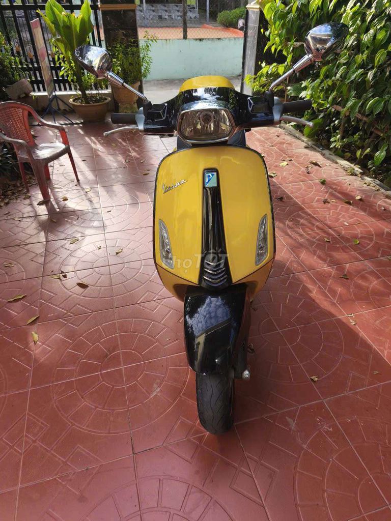 Vespa sprint. Mua bán Xe máy tại Thị xã Điện Bàn Quảng Nam được đăng bởi Vũ hình 2
